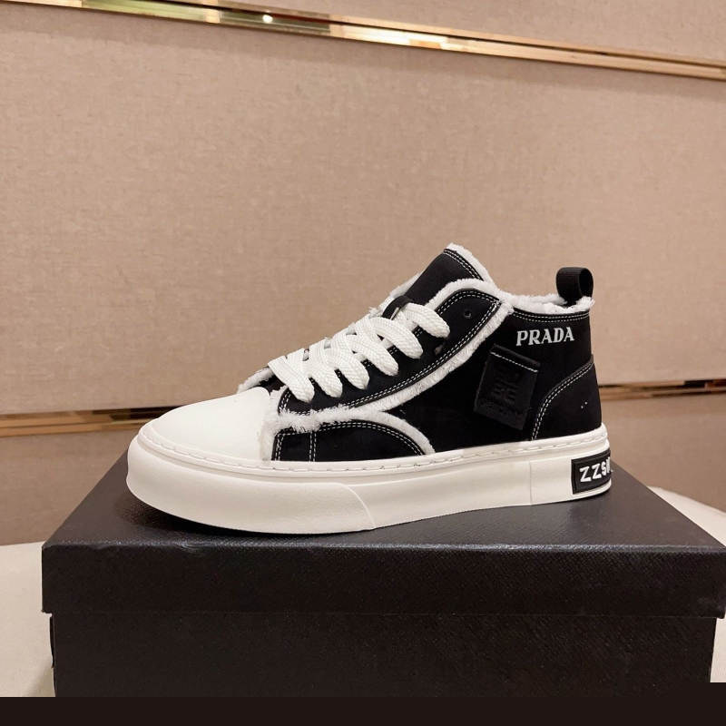 Pra*a casual shoes